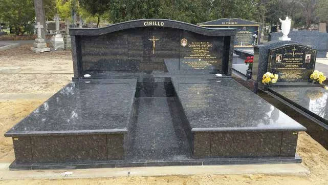 Double Full Monument DFM-04