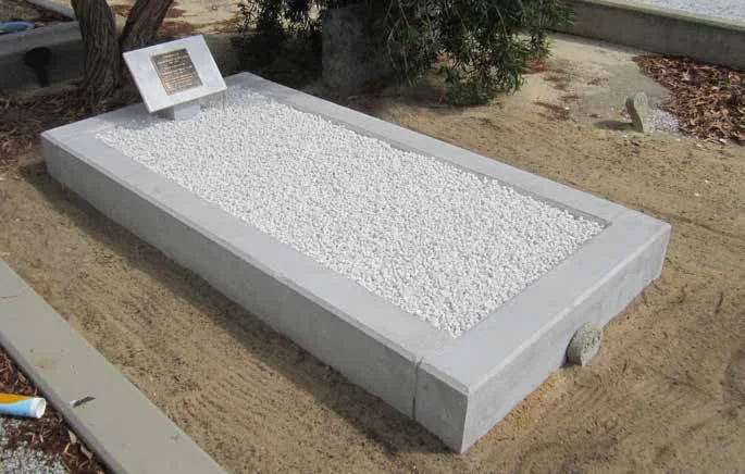 Full Monument FMM-22